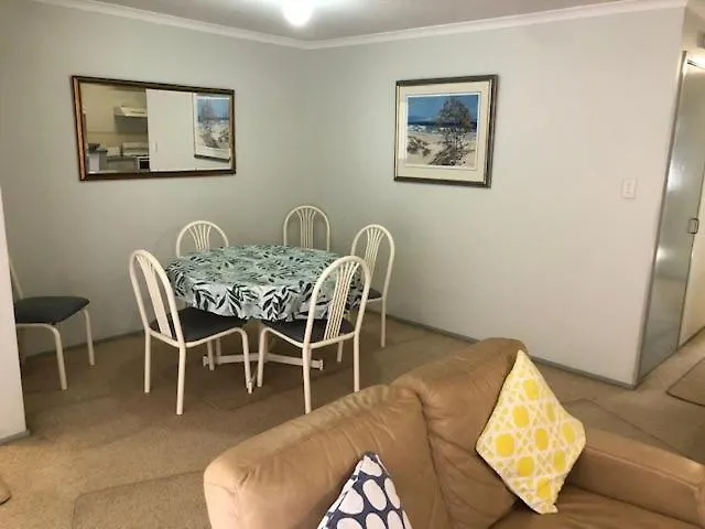 Sorrento Seaside Holiday Apartments Alexandra Headland